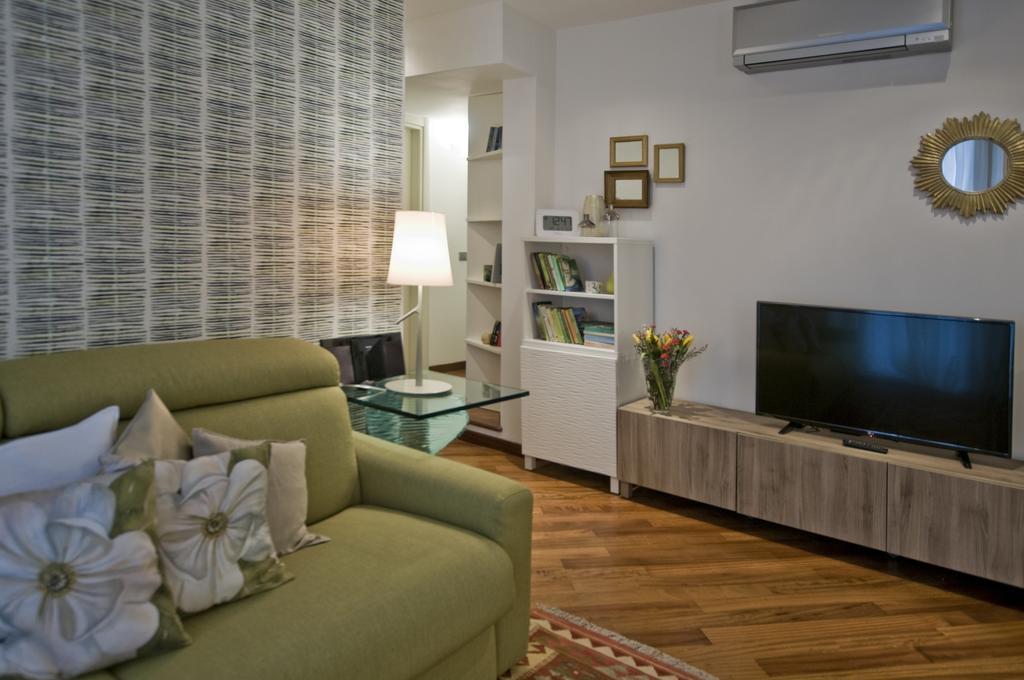 Madeleine Apartments - Residenza Belle Epoque มิลาน ภายนอก รูปภาพ